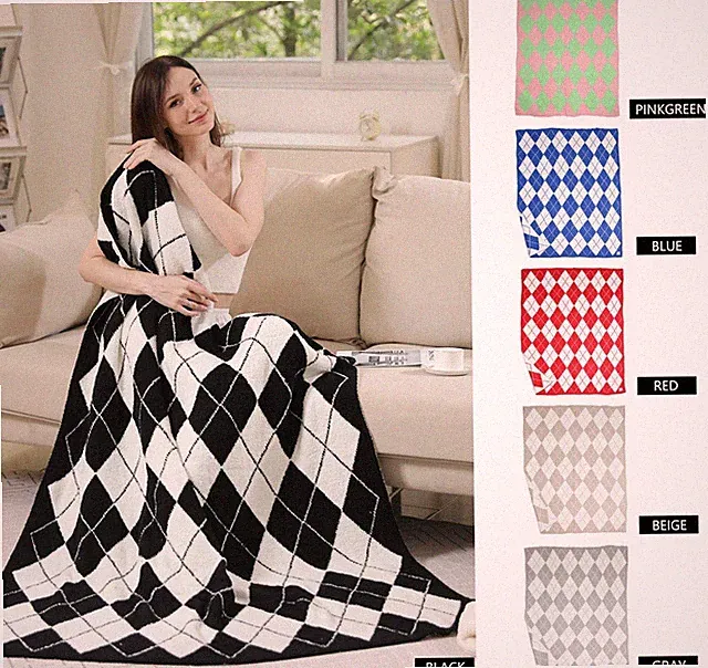 ComfyLuxe Argyle Pattern Throw Blanket