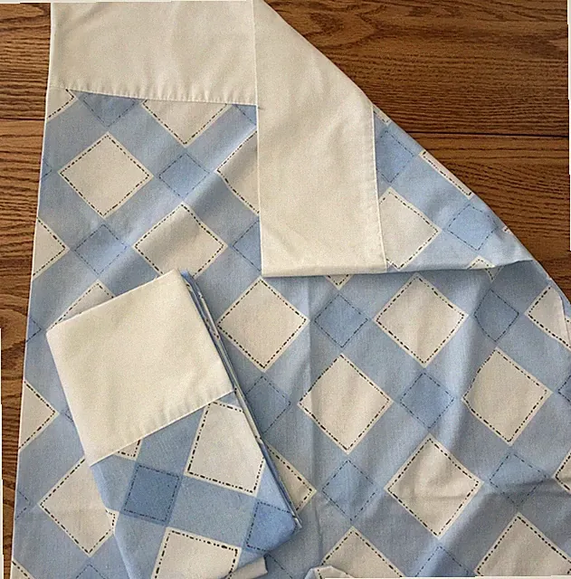 Vintage Utica Cotton/Poly Blend No Iron Blue Argyle Pillowcase Pair King 42x46"